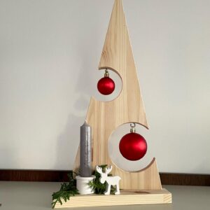 Weihnachtsbaum aus Holz, inkl. 2 Kugeln